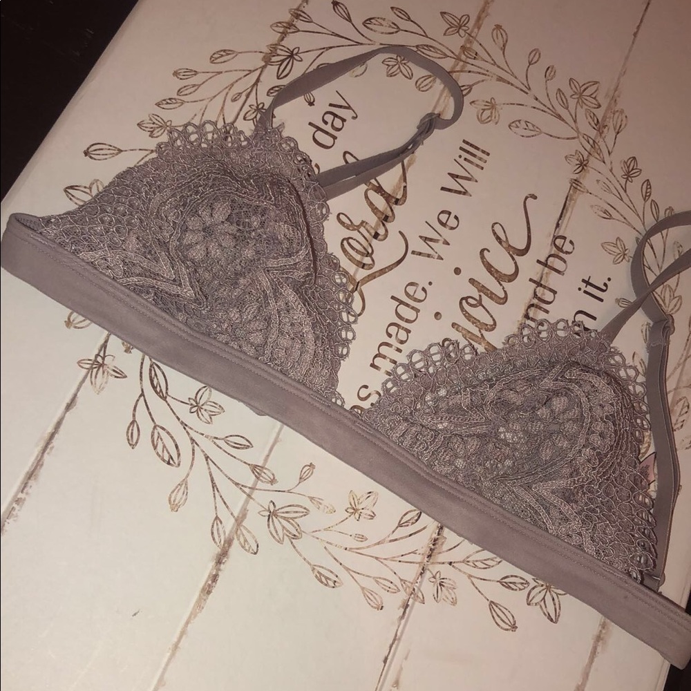 Victoria’s Secret Bra/Bralette